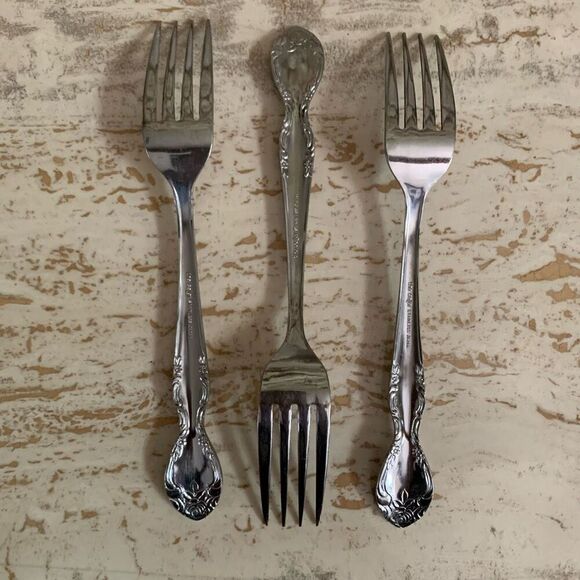 The Cellar Japan set of Three Dinner forks (larger) - Picture 5 of 9